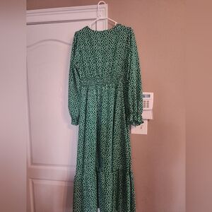 Shein Ladies XL green poka dot dress